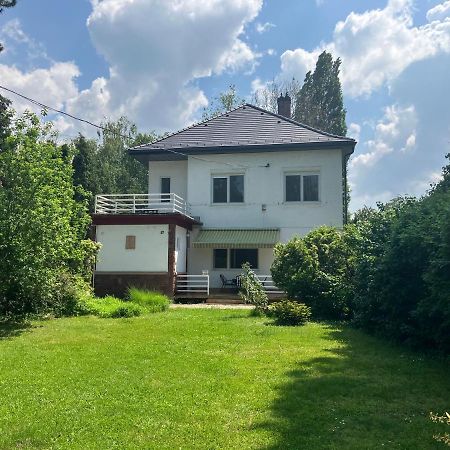 Honvéd apartmanház Balatonlelle Esterno foto